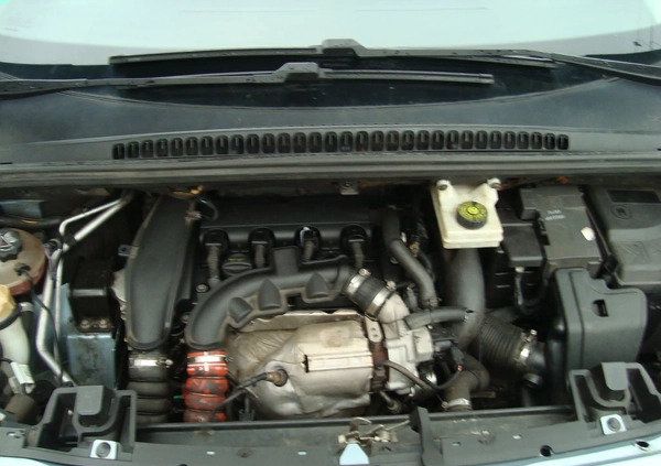 Peugeot 5008 cena 21900 przebieg: 140000, rok produkcji 2010 z Warta małe 106